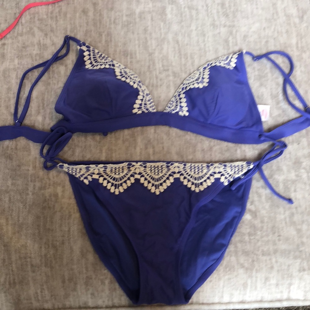 Swim suit